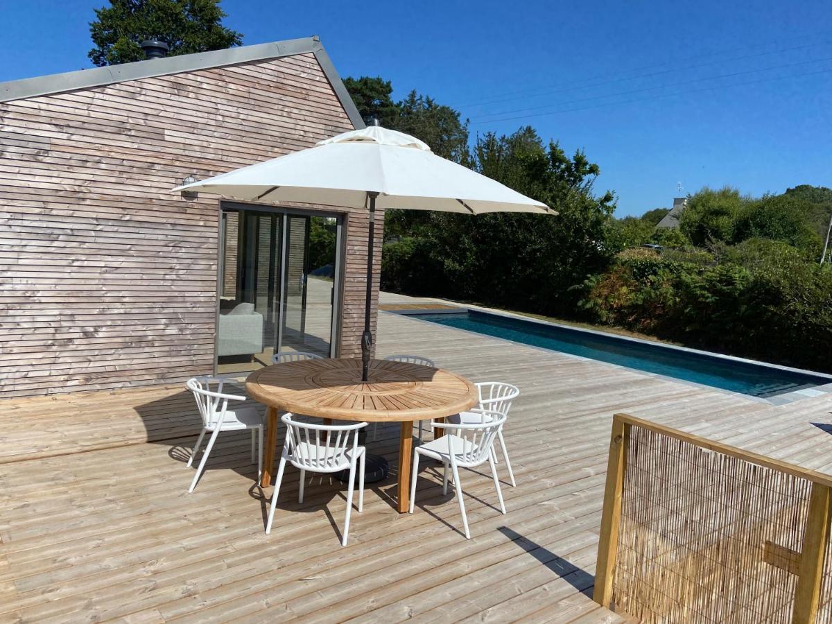 Magnifique villa avec piscine, à 5 min des plages Landunvez Extérieur photo